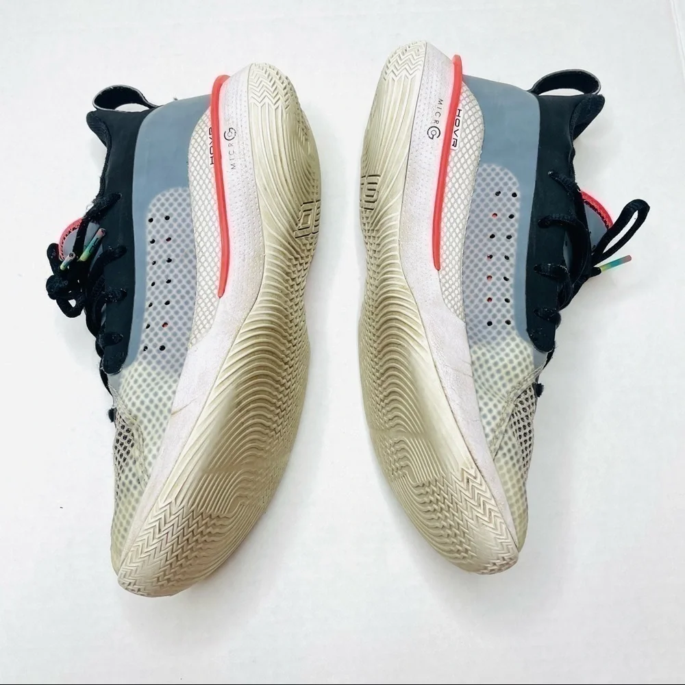 Under Armour Steph Curry HOVR Basketball Shoes